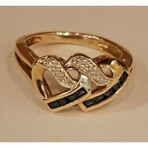 Ladies 10K Gold Ring With Sapphire Stones Size 4